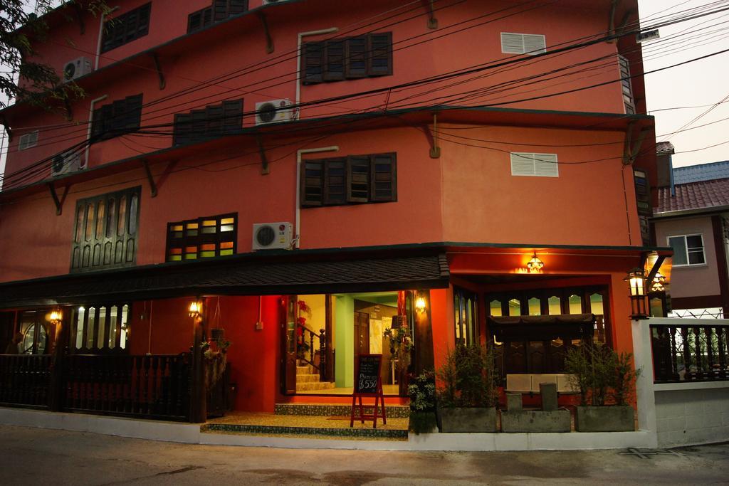 The Corner Inn Chiang Mai Exterior photo